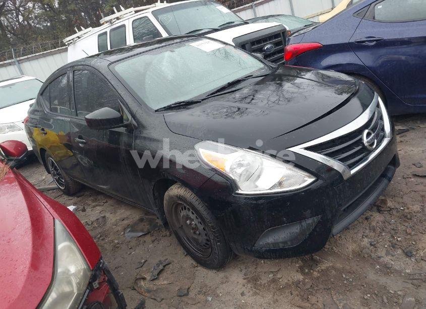 2018 Nissan Versa 1.6 S+ (VIN 3N1CN7AP4JL870585) main photo