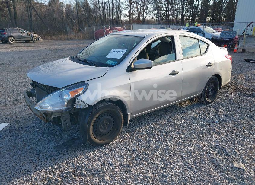 Photo 2 of 2018 Nissan Versa 1.6 S+ (VIN 3N1CN7AP4JL876709)