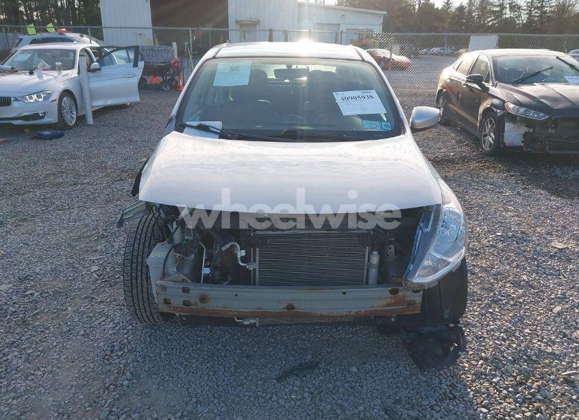 Photo 6 of 2018 Nissan Versa 1.6 S+ (VIN 3N1CN7AP4JL876709)