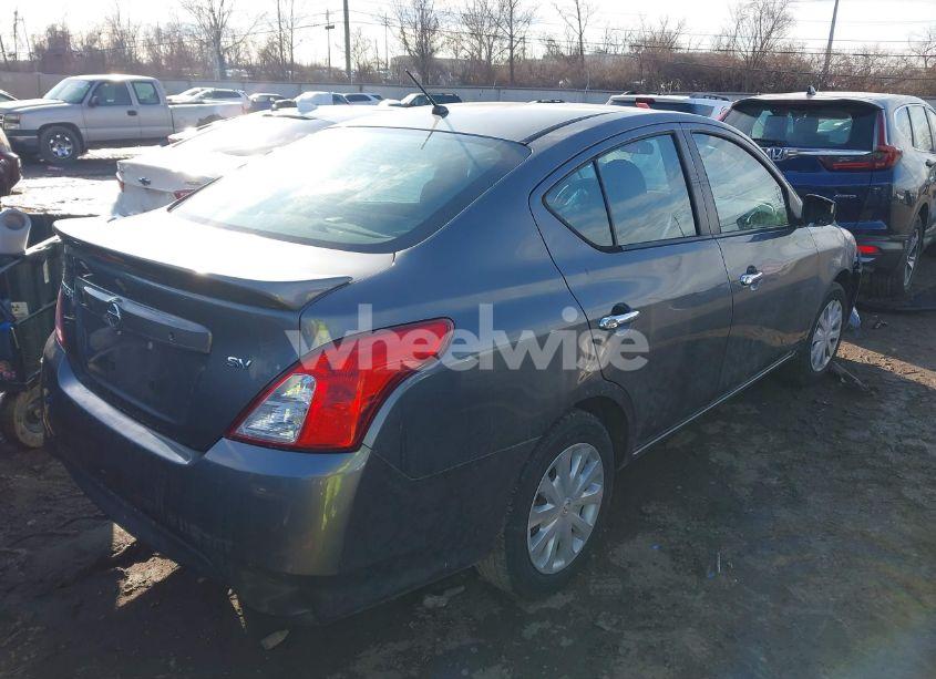 Photo 4 of 2018 Nissan Versa 1.6 SV (VIN 3N1CN7AP4JL881599)