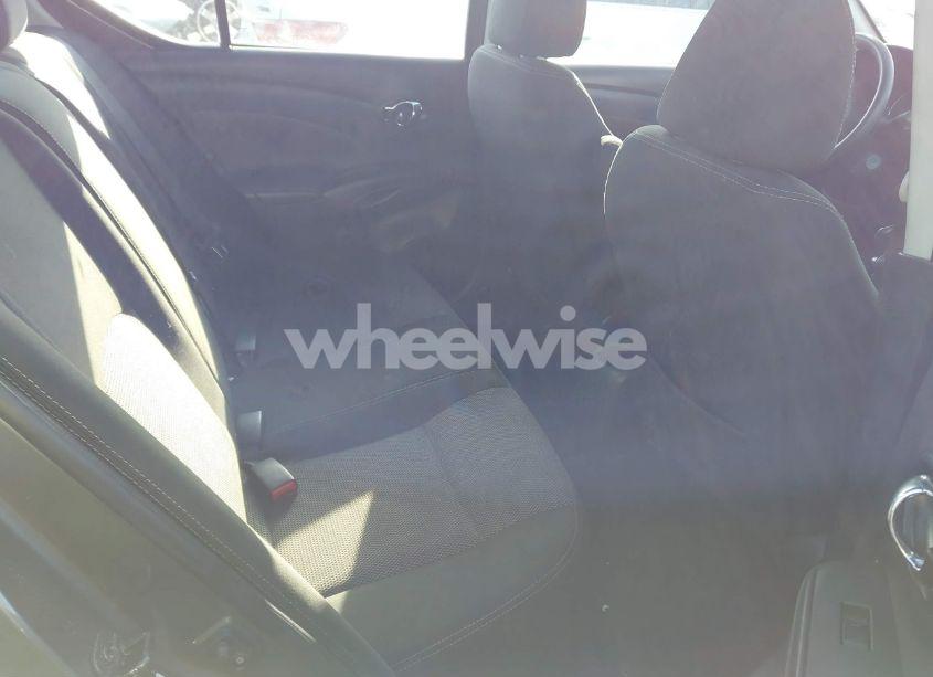 Photo 8 of 2018 Nissan Versa 1.6 SV (VIN 3N1CN7AP4JL881599)