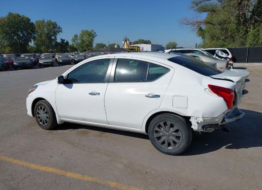 Photo 14 of 2018 Nissan Versa 1.6 SV (VIN 3N1CN7AP4JL884339)