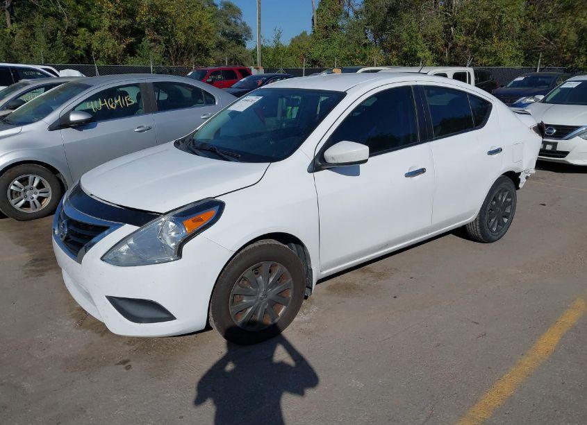Photo 2 of 2018 Nissan Versa 1.6 SV (VIN 3N1CN7AP4JL884339)