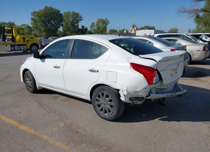 Photo 3 of 2018 Nissan Versa 1.6 SV (VIN 3N1CN7AP4JL884339)