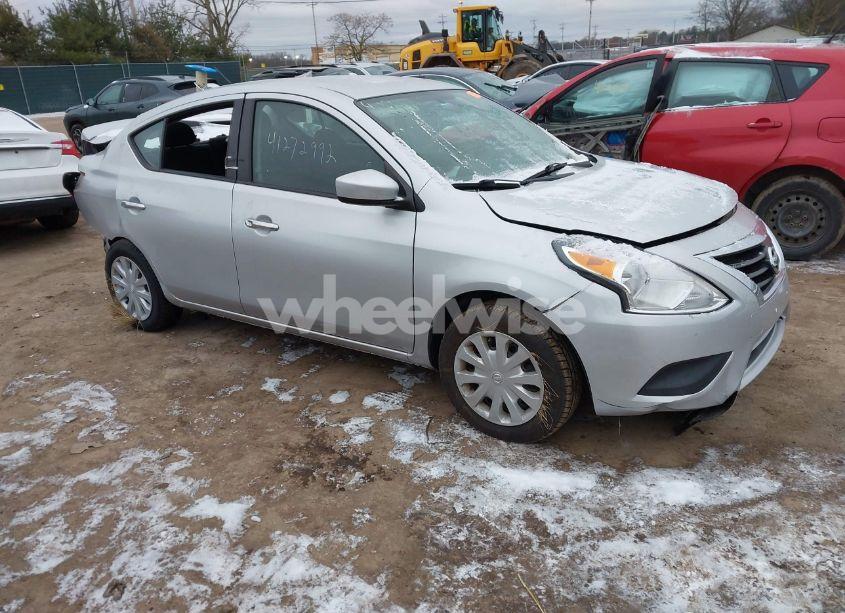 Photo 13 of 2019 Nissan Versa 1.6 SV (VIN 3N1CN7AP4KL817290)