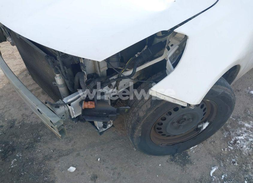 Photo 6 of 2019 Nissan Versa 1.6 SV (VIN 3N1CN7AP4KL831920)