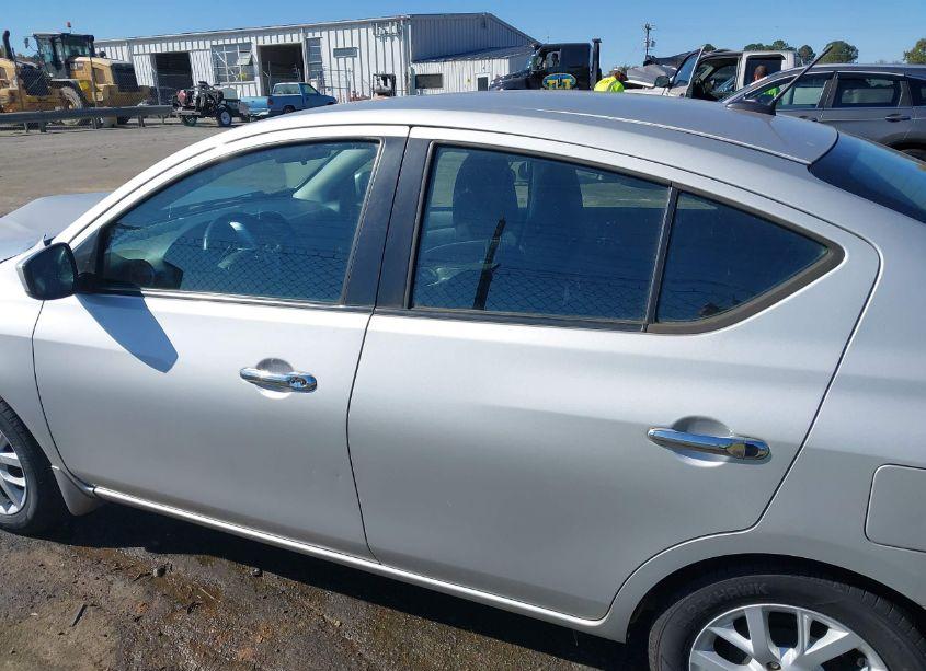 Photo 14 of 2019 Nissan Versa 1.6 SV (VIN 3N1CN7AP4KL837801)