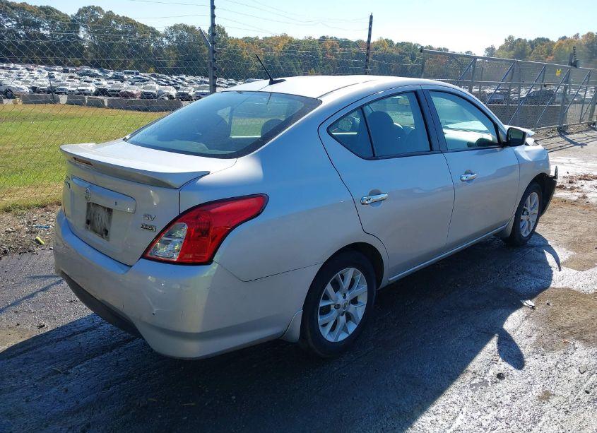 Photo 4 of 2019 Nissan Versa 1.6 SV (VIN 3N1CN7AP4KL837801)