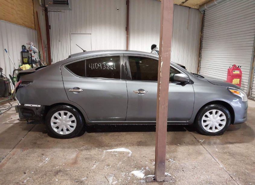 Photo 13 of 2019 Nissan Versa 1.6 SV (VIN 3N1CN7AP4KL870037)