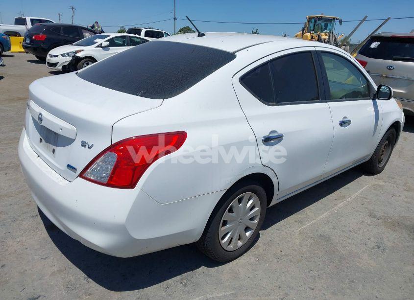 Photo 4 of 2012 Nissan Versa 1.6 SV (VIN 3N1CN7AP5CL810401)