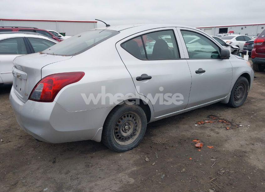 Photo 4 of 2012 Nissan Versa 1.6 S (VIN 3N1CN7AP5CL928853)