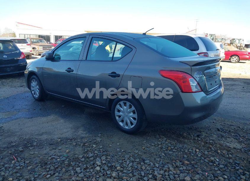 Photo 3 of 2013 Nissan Versa 1.6 S+ (VIN 3N1CN7AP5DL835963)