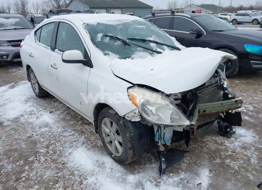 2013 Nissan Versa 1.6 SL (VIN 3N1CN7AP5DL854514) main photo