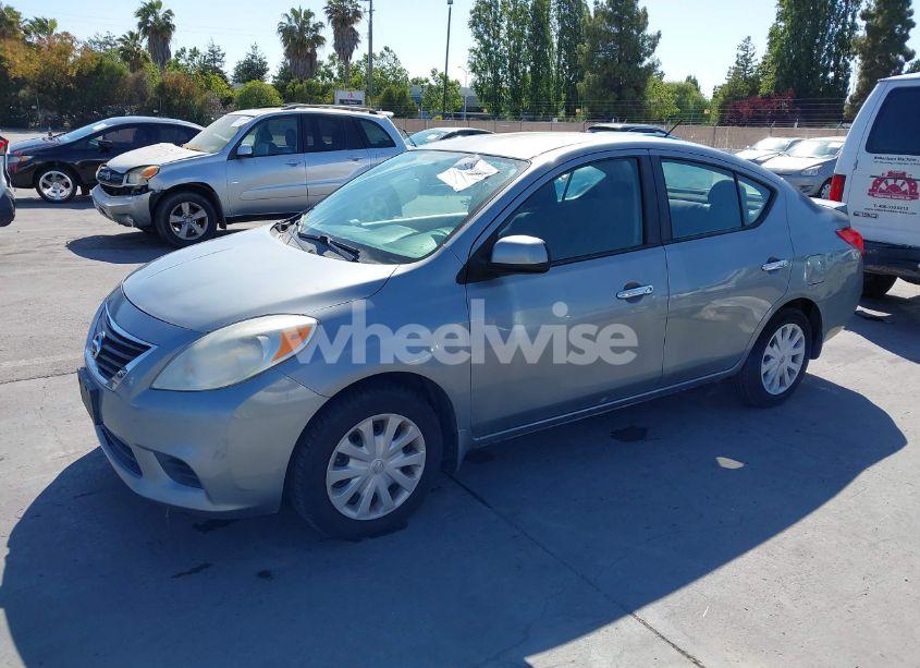 Photo 2 of 2013 Nissan Versa 1.6 SV (VIN 3N1CN7AP5DL858384)