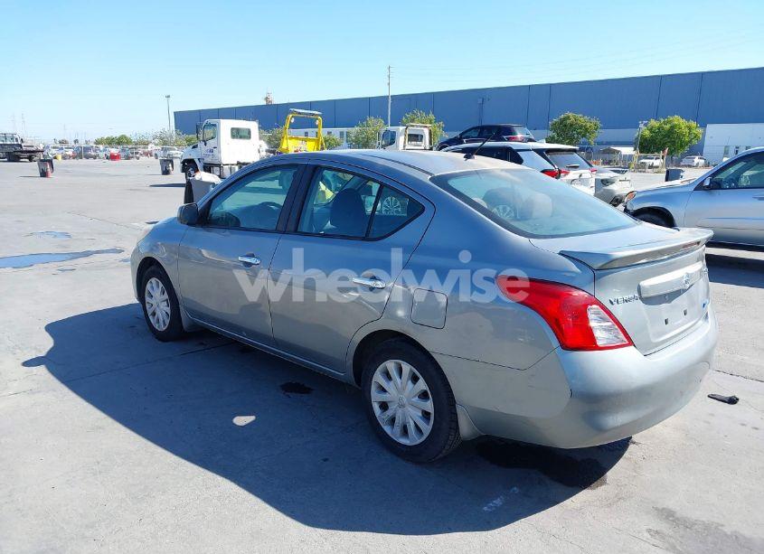 Photo 3 of 2013 Nissan Versa 1.6 SV (VIN 3N1CN7AP5DL858384)