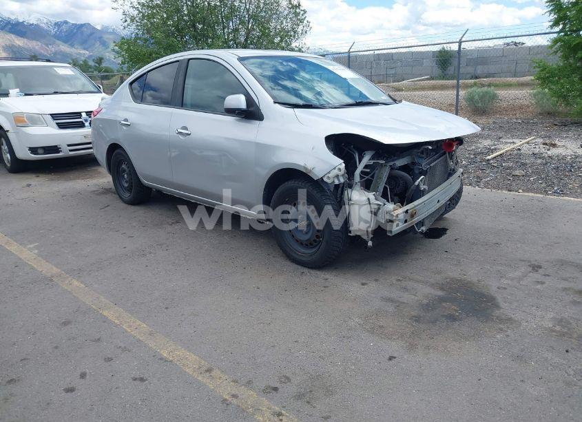 2013 Nissan Versa 1.6 SV (VIN 3N1CN7AP5DL860166) main photo