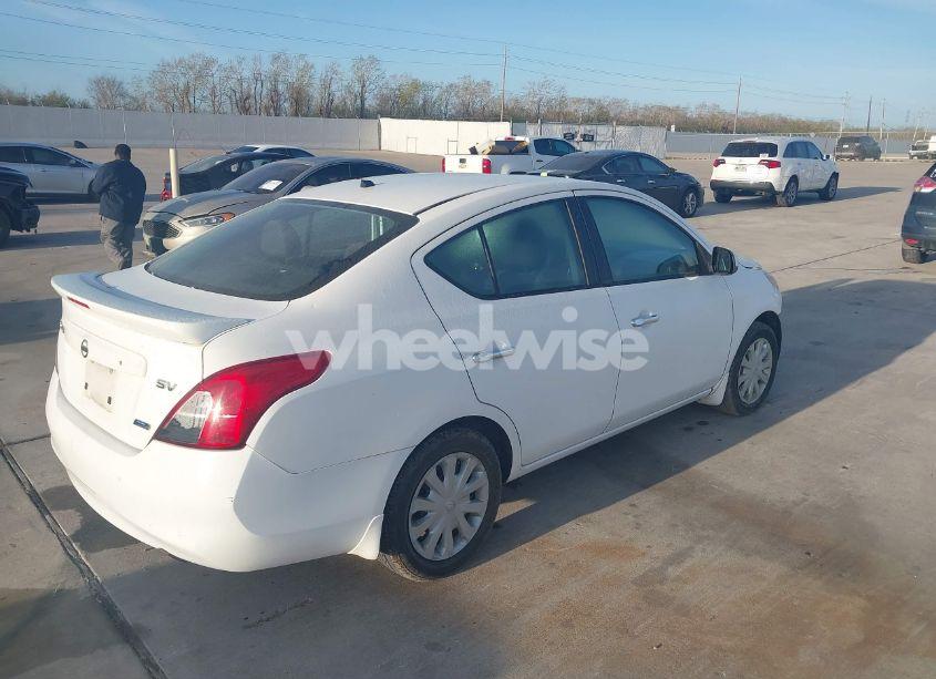 Photo 4 of 2013 Nissan Versa 1.6 SV (VIN 3N1CN7AP5DL864203)