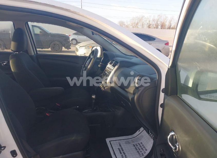 Photo 5 of 2013 Nissan Versa 1.6 SV (VIN 3N1CN7AP5DL864203)