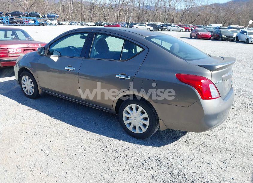 Photo 3 of 2014 Nissan Versa 1.6 SV (VIN 3N1CN7AP5EK451432)