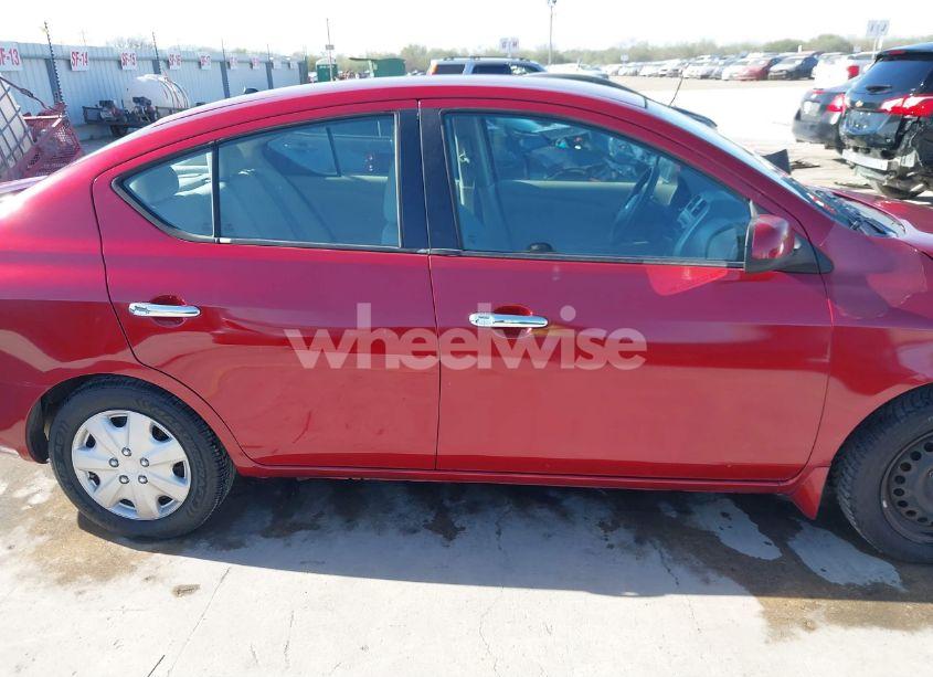 Photo 13 of 2014 Nissan Versa 1.6 S/1.6 S+/1.6 SL/1.6 SV (VIN 3N1CN7AP5EK454508)