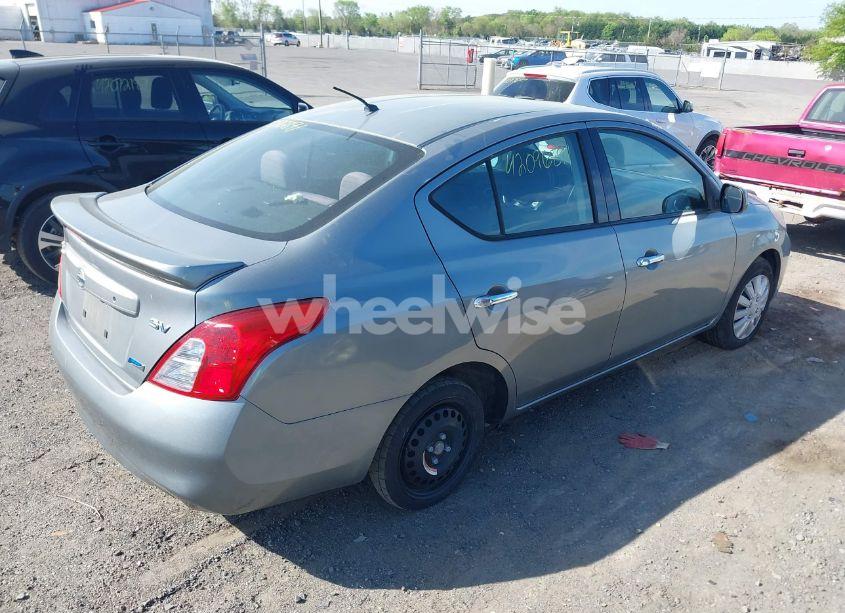 Photo 4 of 2014 Nissan Versa 1.6 SV (VIN 3N1CN7AP5EL809218)