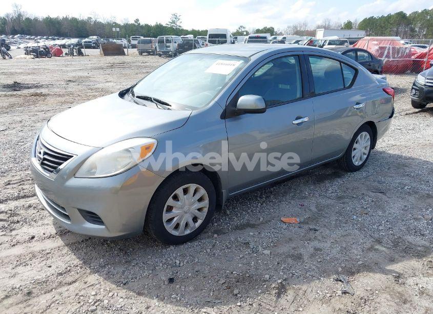 Photo 2 of 2014 Nissan Versa 1.6 SV (VIN 3N1CN7AP5EL813382)