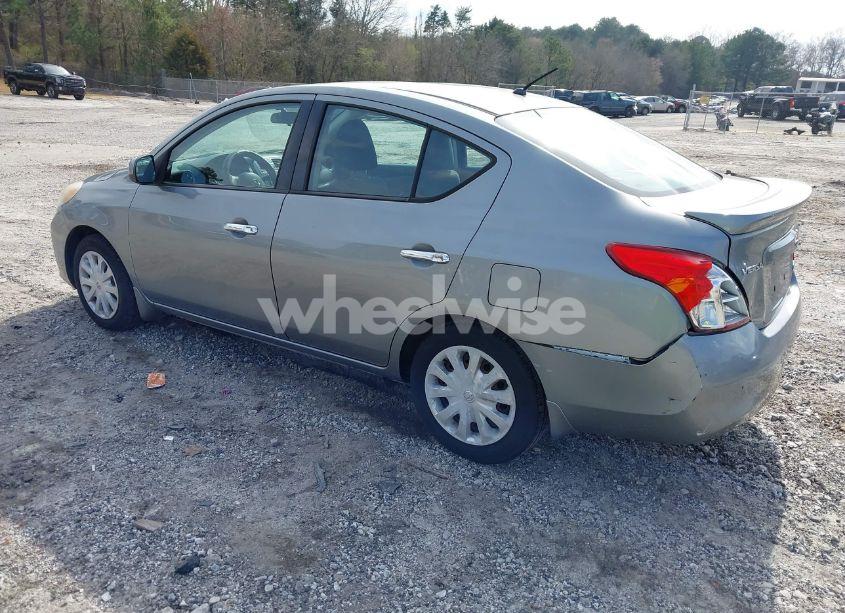 Photo 3 of 2014 Nissan Versa 1.6 SV (VIN 3N1CN7AP5EL813382)