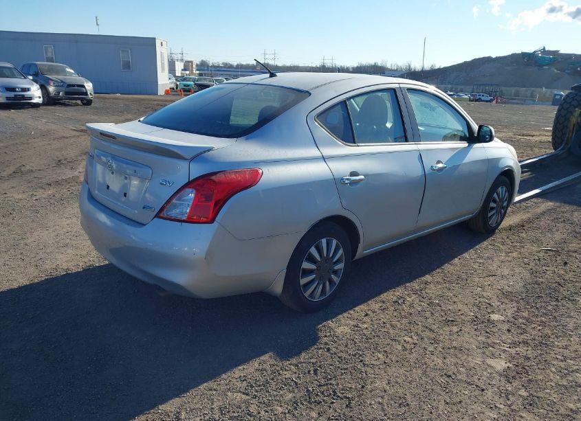 Photo 4 of 2014 Nissan Versa 1.6 SV (VIN 3N1CN7AP5EL815052)
