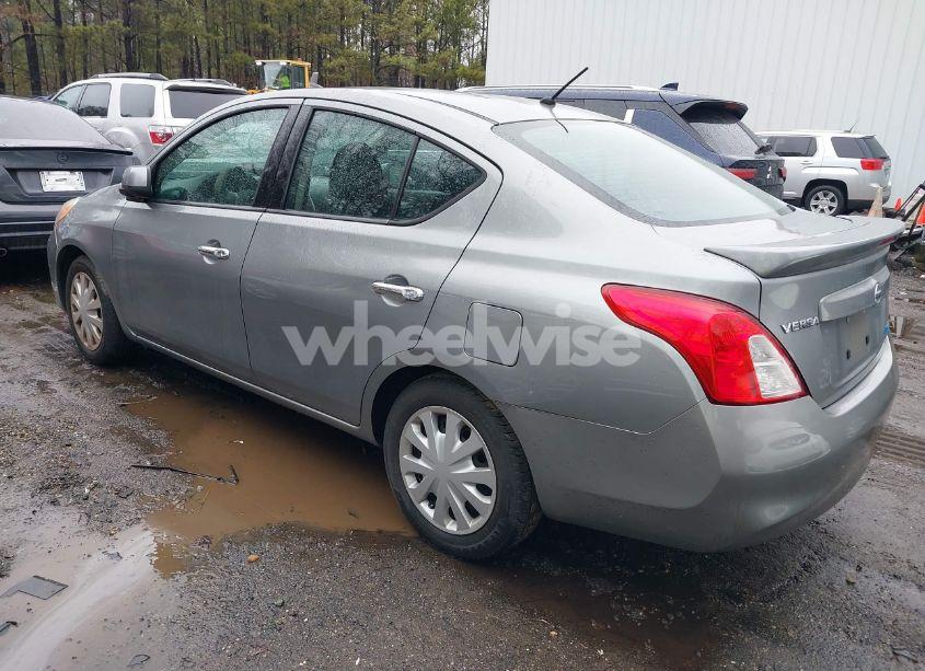 Photo 3 of 2014 Nissan Versa 1.6 SV (VIN 3N1CN7AP5EL824219)