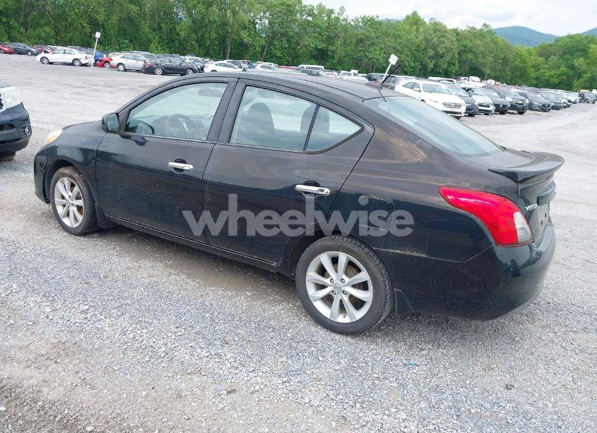Photo 3 of 2014 Nissan Versa 1.6 SL (VIN 3N1CN7AP5EL824804)