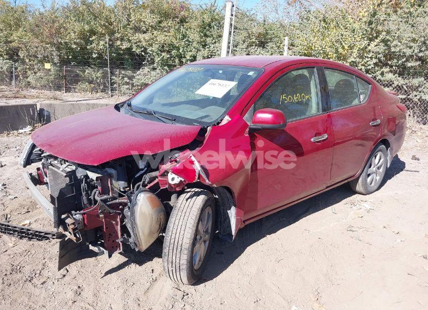 Photo 2 of 2014 Nissan Versa 1.6 SV (VIN 3N1CN7AP5EL833972)