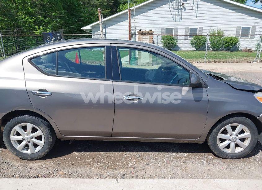 Photo 14 of 2014 Nissan Versa 1.6 SV (VIN 3N1CN7AP5EL834572)