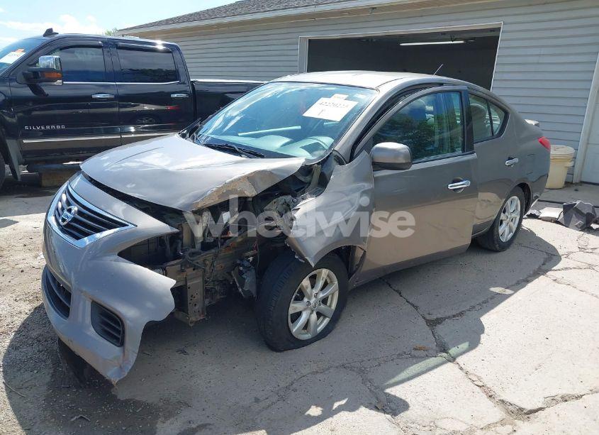 Photo 2 of 2014 Nissan Versa 1.6 SV (VIN 3N1CN7AP5EL834572)