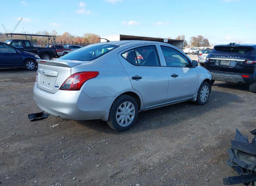 Photo 4 of 2014 Nissan Versa 1.6 S+ (VIN 3N1CN7AP5EL839254)