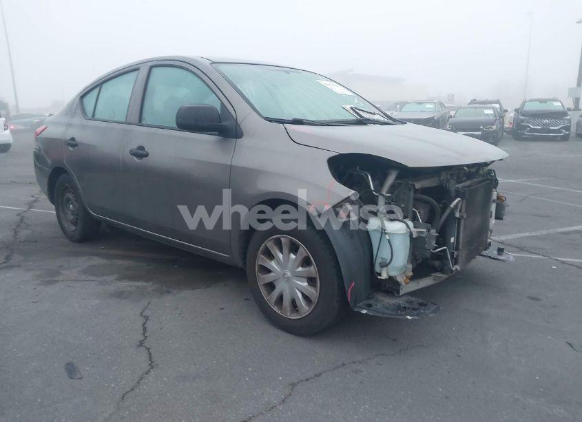2014 Nissan Versa 1.6 S+ (VIN 3N1CN7AP5EL843711) main photo