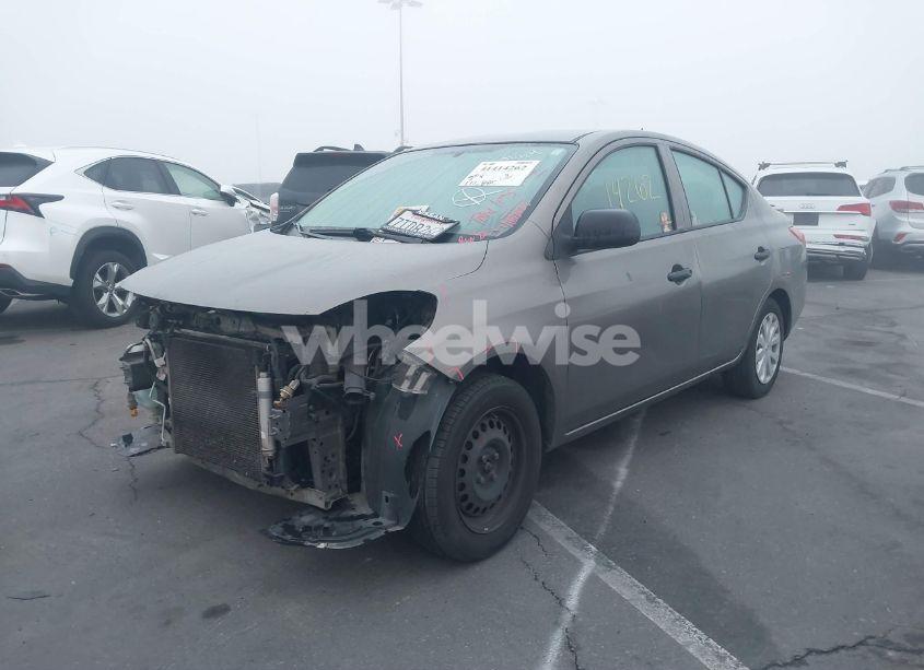 Photo 2 of 2014 Nissan Versa 1.6 S+ (VIN 3N1CN7AP5EL843711)