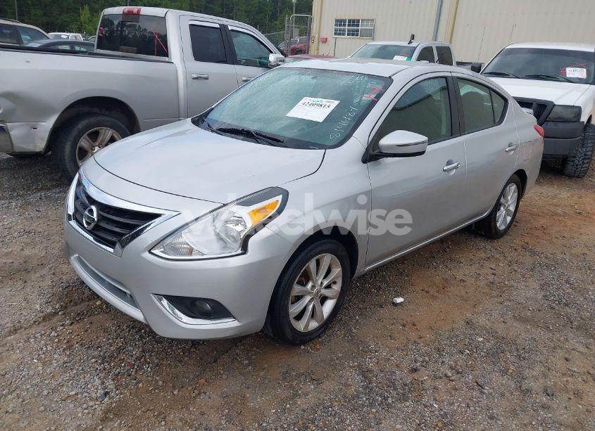Photo 2 of 2015 Nissan Versa 1.6 SL (VIN 3N1CN7AP5FL814484)
