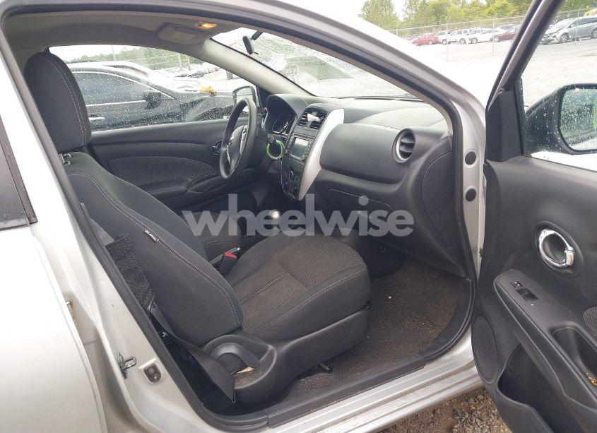 Photo 5 of 2015 Nissan Versa 1.6 SL (VIN 3N1CN7AP5FL814484)