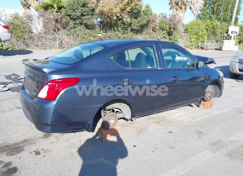 Photo 4 of 2015 Nissan Versa 1.6 S+ (VIN 3N1CN7AP5FL817952)