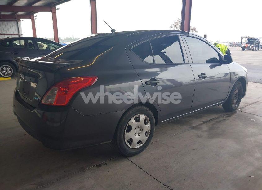 Photo 4 of 2015 Nissan Versa 1.6 S+ (VIN 3N1CN7AP5FL831205)