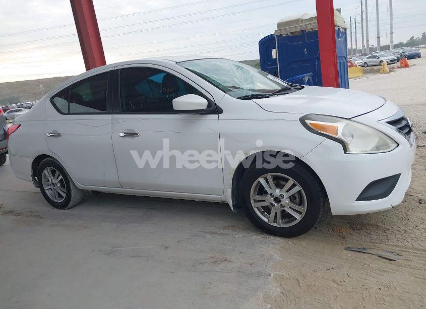 Photo 13 of 2015 Nissan Versa 1.6 SV (VIN 3N1CN7AP5FL843354)