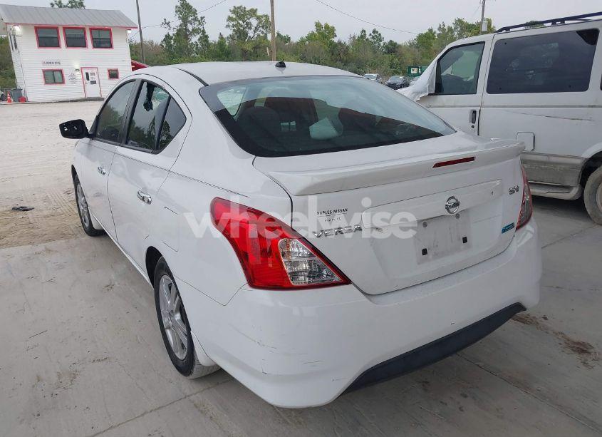 Photo 3 of 2015 Nissan Versa 1.6 SV (VIN 3N1CN7AP5FL843354)