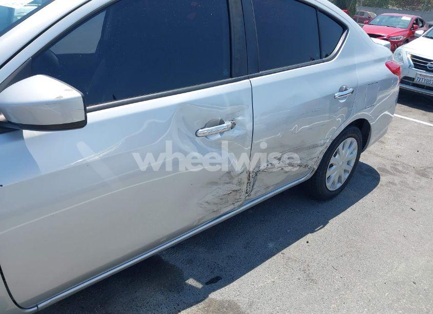 Photo 6 of 2015 Nissan Versa 1.6 S/1.6 S+/1.6 SL/1.6 SV (VIN 3N1CN7AP5FL847906)