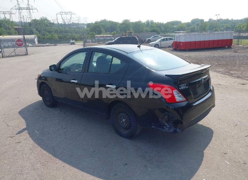 Photo 3 of 2015 Nissan Versa 1.6 S/1.6 S+/1.6 SL/1.6 SV (VIN 3N1CN7AP5FL855729)