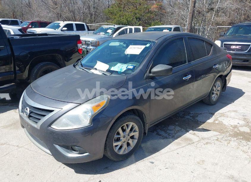 Photo 2 of 2015 Nissan Versa 1.6 SV (VIN 3N1CN7AP5FL885197)