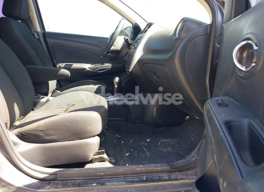 Photo 5 of 2015 Nissan Versa 1.6 SV (VIN 3N1CN7AP5FL885197)