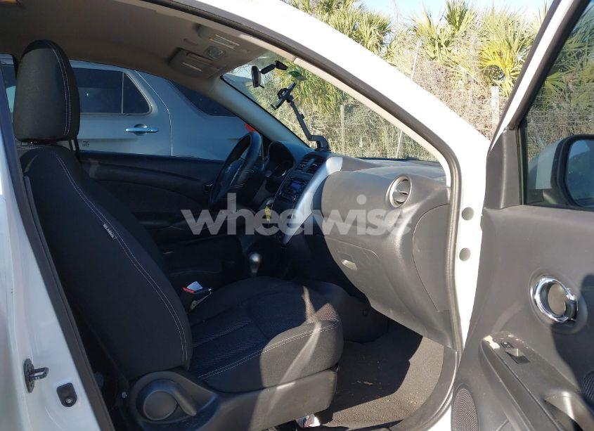 Photo 5 of 2015 Nissan Versa 1.6 S/1.6 S+/1.6 SL/1.6 SV (VIN 3N1CN7AP5FL888374)