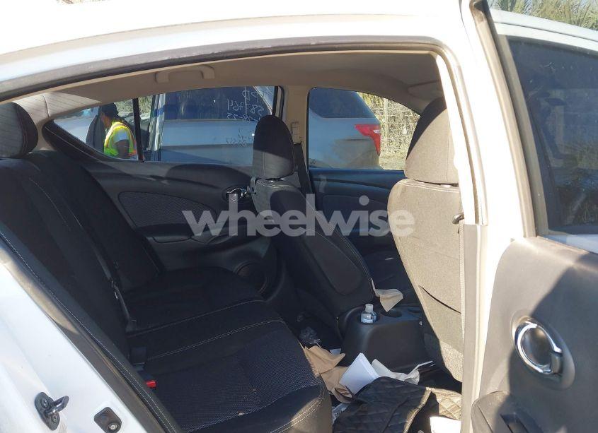 Photo 8 of 2015 Nissan Versa 1.6 S/1.6 S+/1.6 SL/1.6 SV (VIN 3N1CN7AP5FL888374)