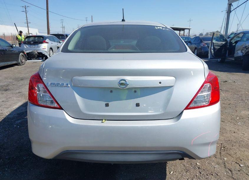 Photo 16 of 2015 Nissan Versa 1.6 S (VIN 3N1CN7AP5FL903374)