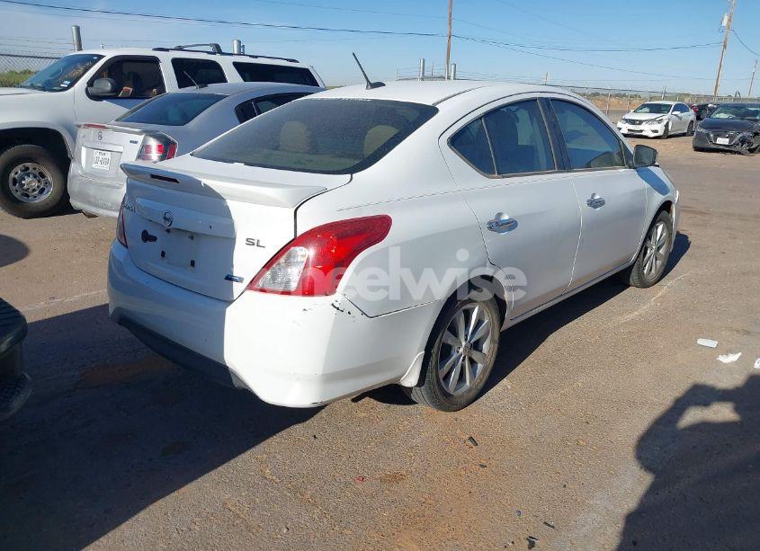 Photo 4 of 2015 Nissan Versa 1.6 SL (VIN 3N1CN7AP5FL916254)